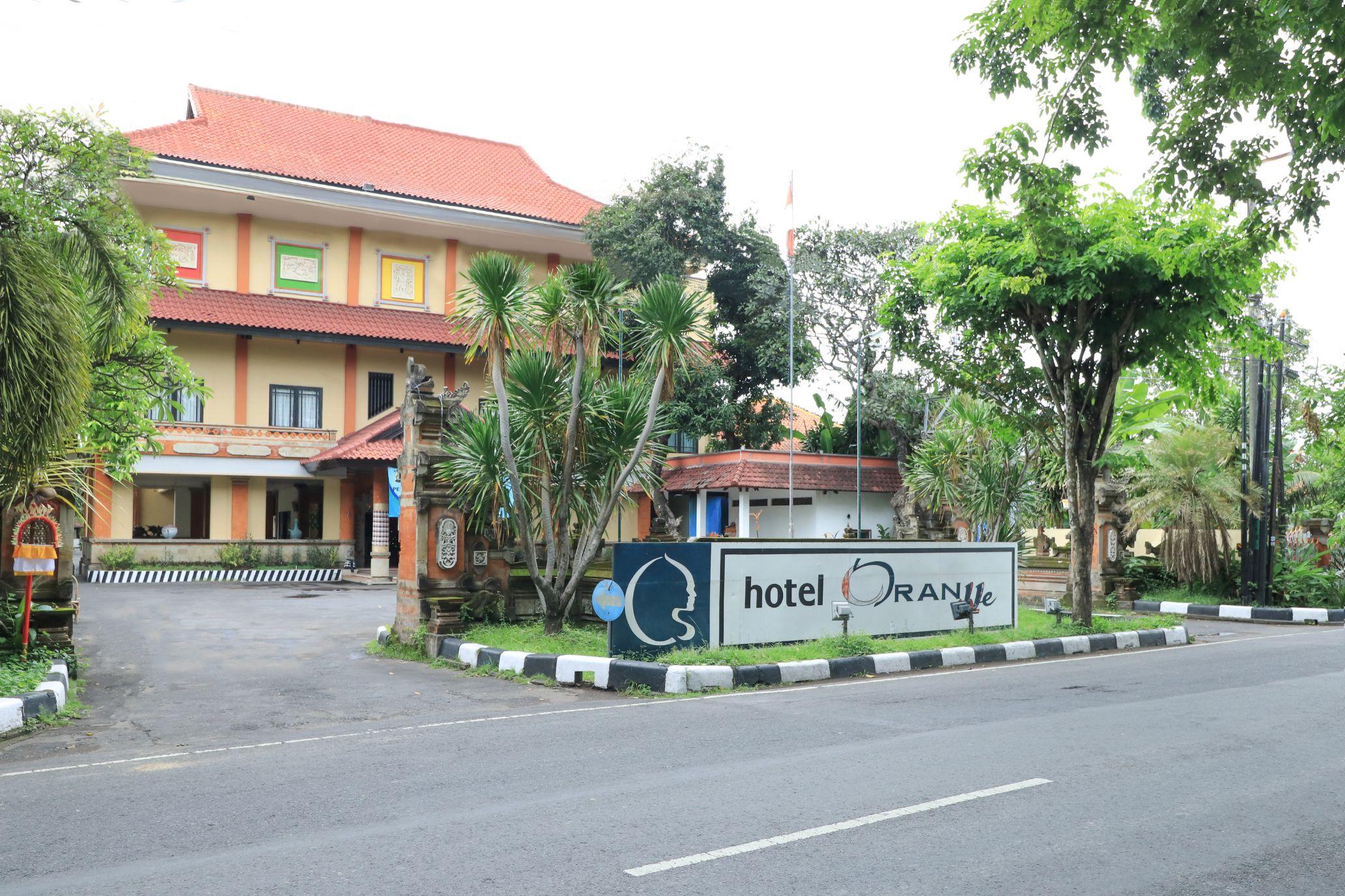 Hotel Oranjje Denpasar Exterior foto